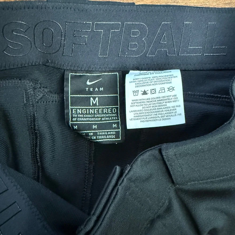 Nike Team Black Capri Softball Pants Womens Medium AV6642-010 Athletic Training